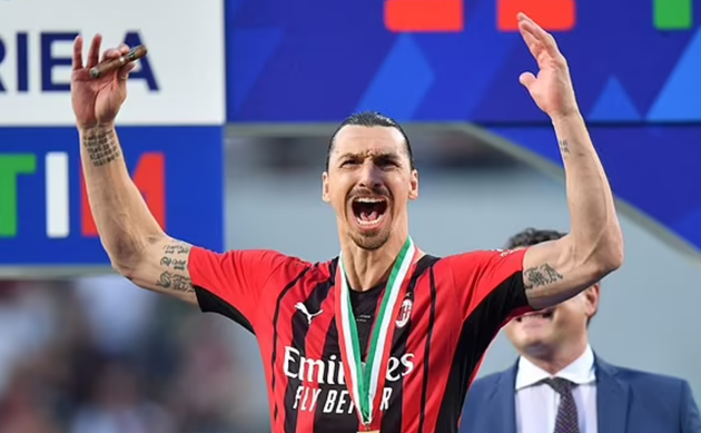 AC Milan 'will meet Zlatan Ibrahimovic in the next few days to convince 40-year-old free agent to sign new deal - Bóng Đá