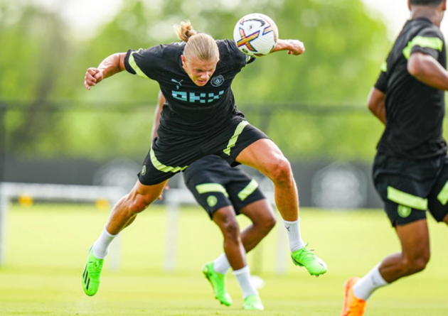 Erling Haaland trains with Man City team-mates  - Bóng Đá