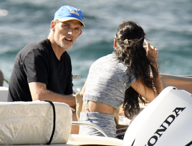 Chelsea boss Thomas Tuchel pictured on holiday with new Brazilian girlfriend - Bóng Đá