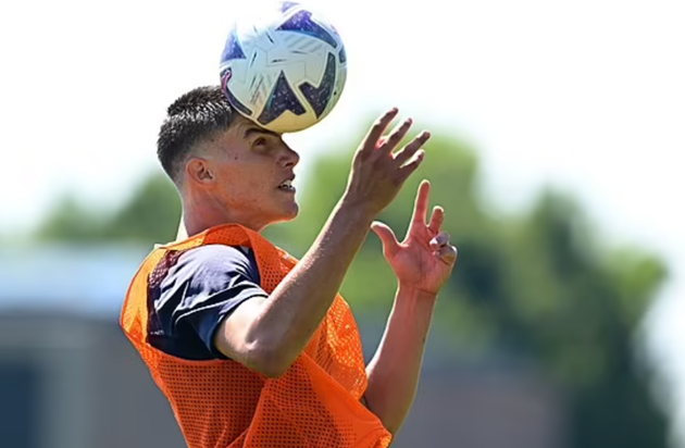 Chelsea are told to pay £12m by Inter Milan for highly rated 19-year-old midfielder Cesare Casadei - Bóng Đá