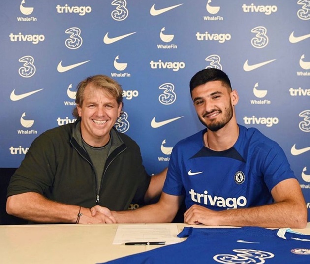 Chelsea gia hạn hợp đồng với Armando Broja - Bóng Đá