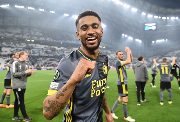 Nelson học hỏi được nhiều điều bổ ích ở Feyenoord.