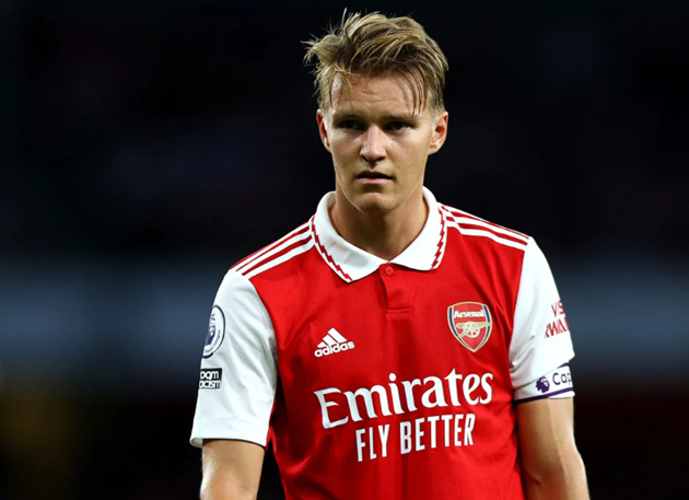 Alan Smith has praised Arsenal attacking midfielder Martin Odegaard  - Bóng Đá
