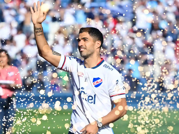 Suarez là trụ cột của Uruguay.