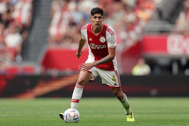 25-year-old “waiting” for Chelsea to make a move for him (Edson Alvarez) - Bóng Đá