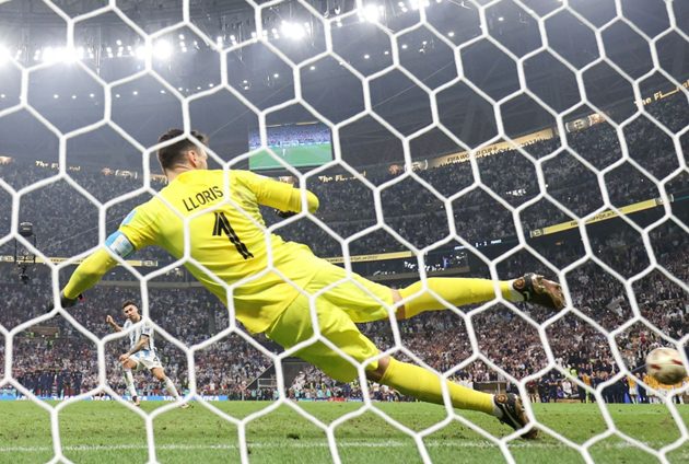 10 most powerful images from the FIFA World Cup final - Bóng Đá