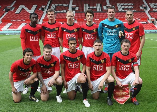 Sir Alex Ferguson was left
