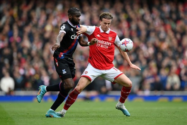 Arsenal: Rob Holding proved doubters wrong vs Palace - Bóng Đá