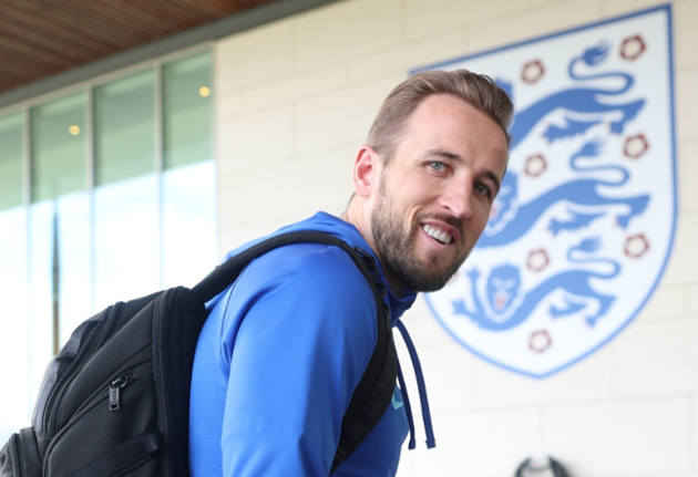 England stars meet up for crunch Italy clash  - Bóng Đá