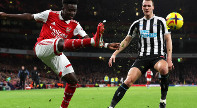 3 lý do khiến "cậu bé vàng" Arsenal sa sút