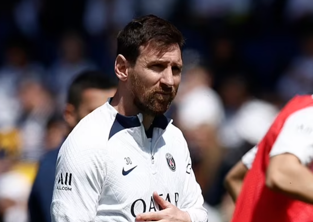 Xavi admits he's had talks with Lionel Messi  - Bóng Đá