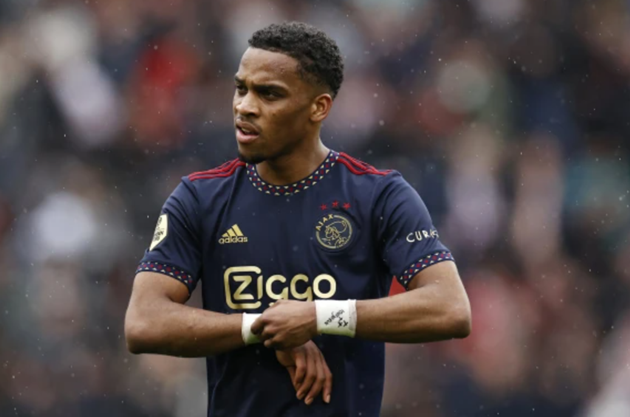 Jurrien Timber refuses to rule out Ajax exit after failed Manchester United move last summer - Bóng Đá