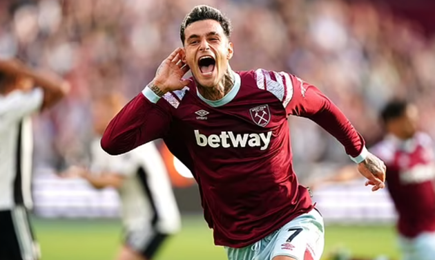 Roma are keen on out-of-favour £35m West Ham striker Gianluca Scamacca - Bóng Đá