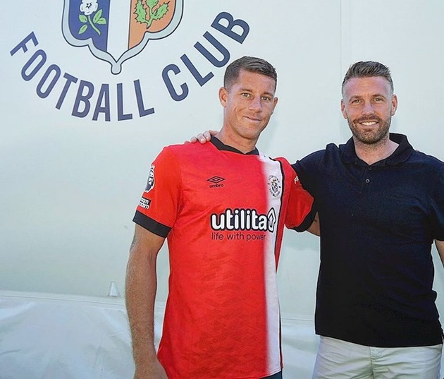 𝐎𝐅𝐅𝐈𝐂𝐈𝐀𝐋: Ross Barkley signs with Luton Town as free agent, back to the PL - Bóng Đá