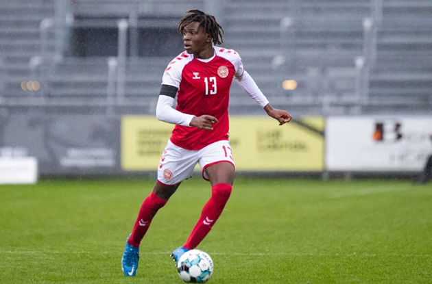 “Chelsea is my dream”- 18-year-old centre-back dreaming of making Chelsea switch - Bóng Đá