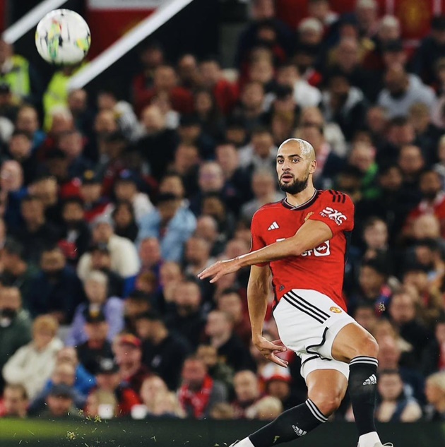 Sofyan Amrabat oozes class for Manchester United in 3-0 win against Crystal Palace - Bóng Đá