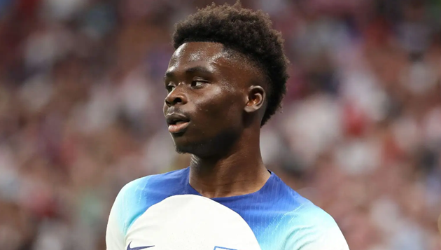 Saka rút lui khỏi đội tuyển Anh.