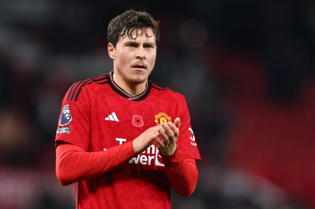 Paul Scholes believes one Man United man has been ‘unlucky’ not to start more for the Red Devils (Lindelof) - Bóng Đá