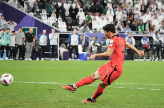 Luân lưu nghẹt thở, Son Heung-min cùng Hàn Quốc tiến vào tứ kết Asian Cup - Bóng Đá