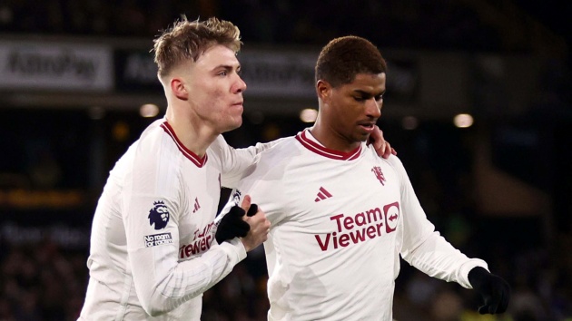 Rashford mở tỷ số ngay phút thứ 5.