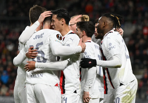 Pioli assesses Milan Europa League title hopes - Bóng Đá