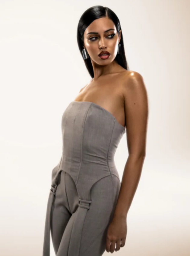 Dele Alli’s model girlfriend Cindy - Bóng Đá