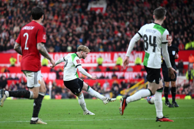 TRỰC TIẾP Man United 2-3 Liverpool (HIỆP PHỤ 2): Elliott tỏa sáng - Bóng Đá