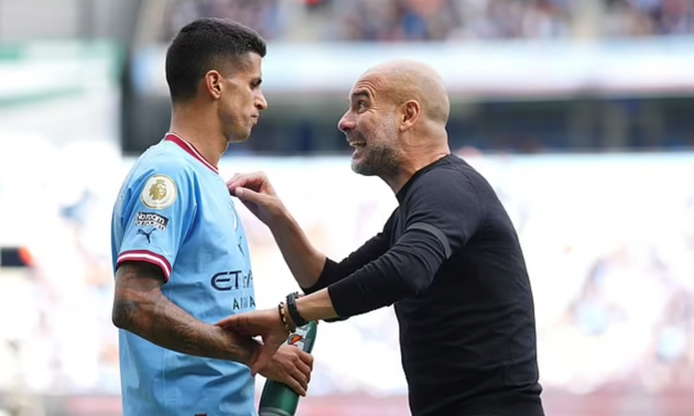 Joao Cancelo opens up on relationship with Pep Guardiola and confirms desire to stay at Barcelona 'for two or three' more years - Bóng Đá