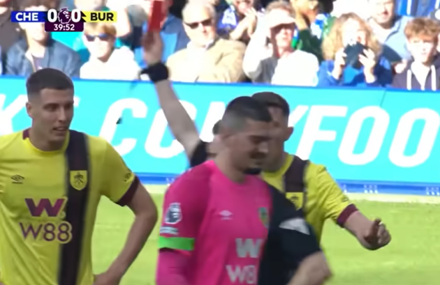 Ảnh bài viết Jeff Stelling: "Một sự ô nhục"