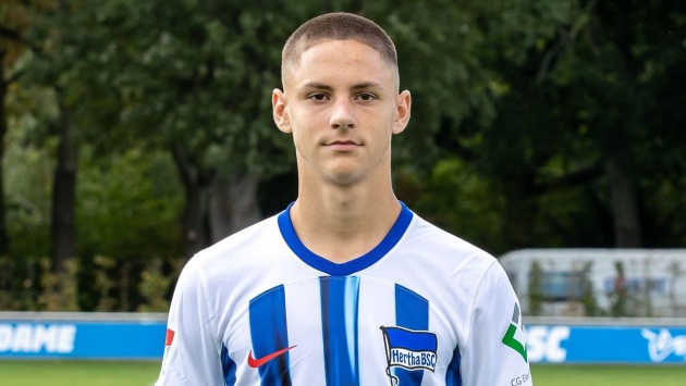 Tài năng trẻ Bence Dardai.