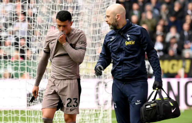 Tottenham dealt Pedro Porro injury blow ahead of Arsenal, Chelsea and Liverpool clashes - Bóng Đá