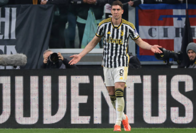 Allegri defends substituting Vlahovic when Juventus needed a goal - Bóng Đá