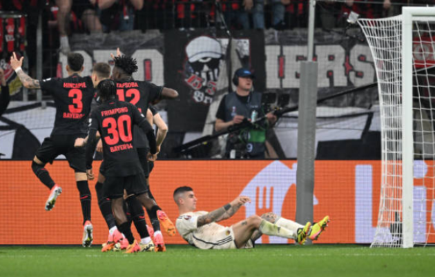 ảnh review Leverkusen vs Roma - Bóng Đá