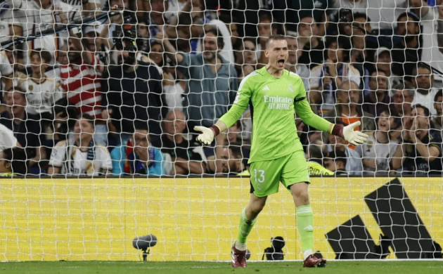 Casillas: Lunin nên bắt chính ở CK Champions League