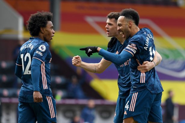 Arsenal đã rất vất vả để giành được chiến thắng muộn trong trận đấu sáng nay.