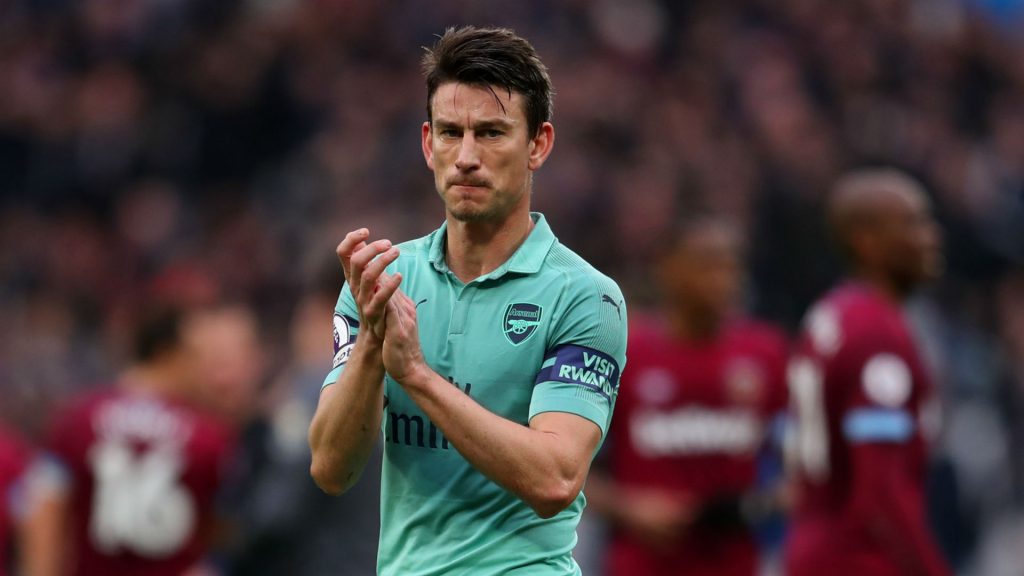 Laurent Koscielny considering quitting Arsenal after being offered two-year contract to return to France with Lyon - Bóng Đá
