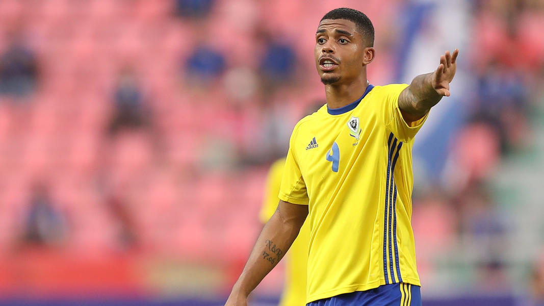 Mario Lemina: 4 Things to Know About the Surprise Manchester United and Arsenal Target - Bóng Đá
