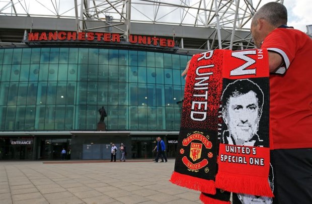 Hiệu ứng Mourinho, Man Utd đã bán sạch vé mùa giải mới