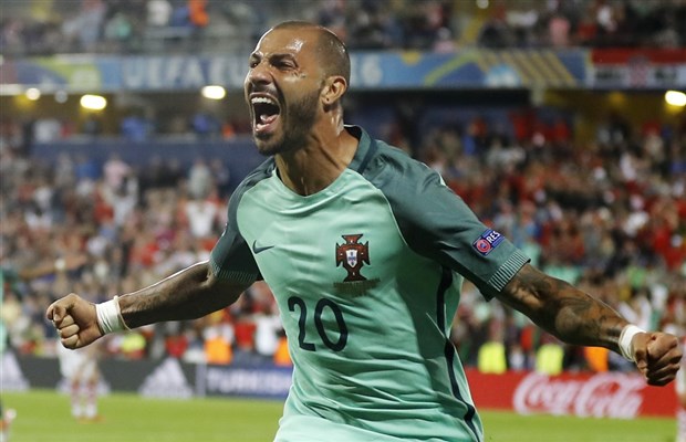 Quaresma yêu cầu cầu thủ Croatia 'câm miệng'