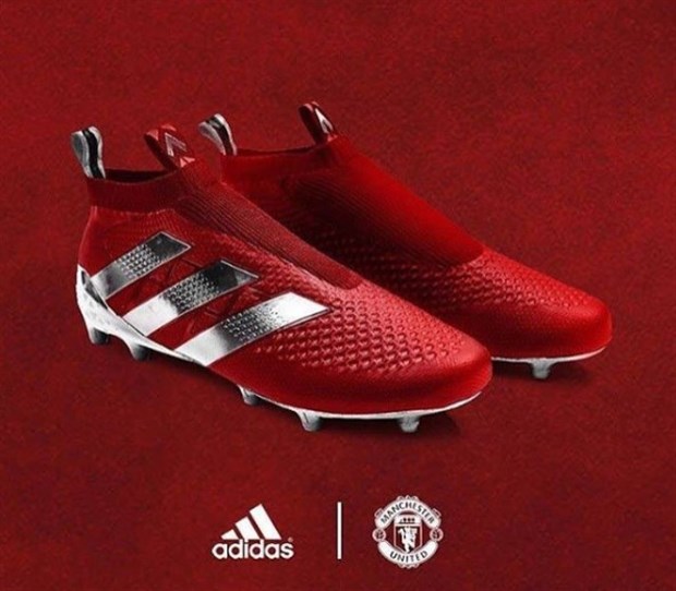 Pogba được Adidas cấp 'vũ khí' mới trước trận Derby Manchester