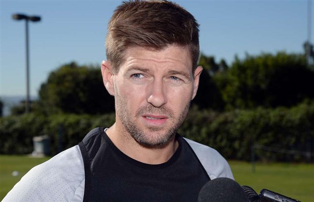 Sốc: Gerrard bất ngờ gọi Leicester là 'rác rưởi'