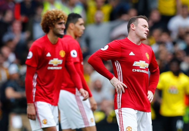 Nóng: Mourinho cân nhắc loại Rooney trong trận đấu với Leicester