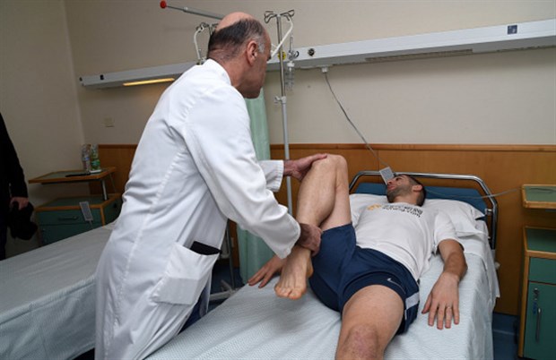 Chùm ảnh buổi kiểm tra y tế của 'bom tấn' Gagliardini tại Inter  - Bóng Đá