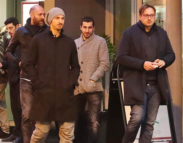 Chùm ảnh: Buổi 'hẹn hò' giữa đêm của Ibrahimovic và Mkhitaryan  - Bóng Đá
