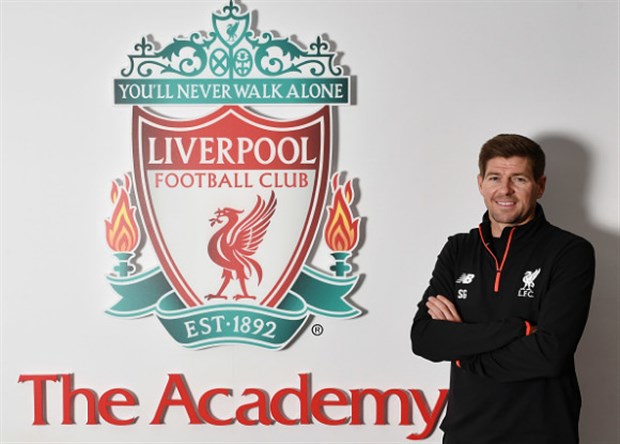 Chùm ảnh: Gerrad chính thức trở lại làm 'sếp' tại Liverpool - Bóng Đá