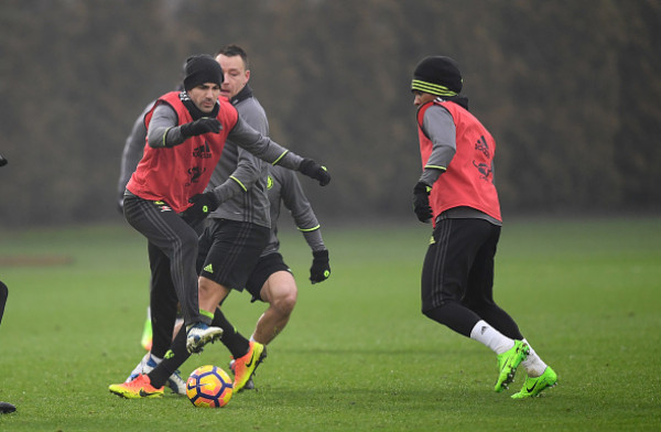 Bộ đôi 'người thừa' Willian - Fabregas tỏa sáng trên sân tập của Chelsea  - Bóng Đá