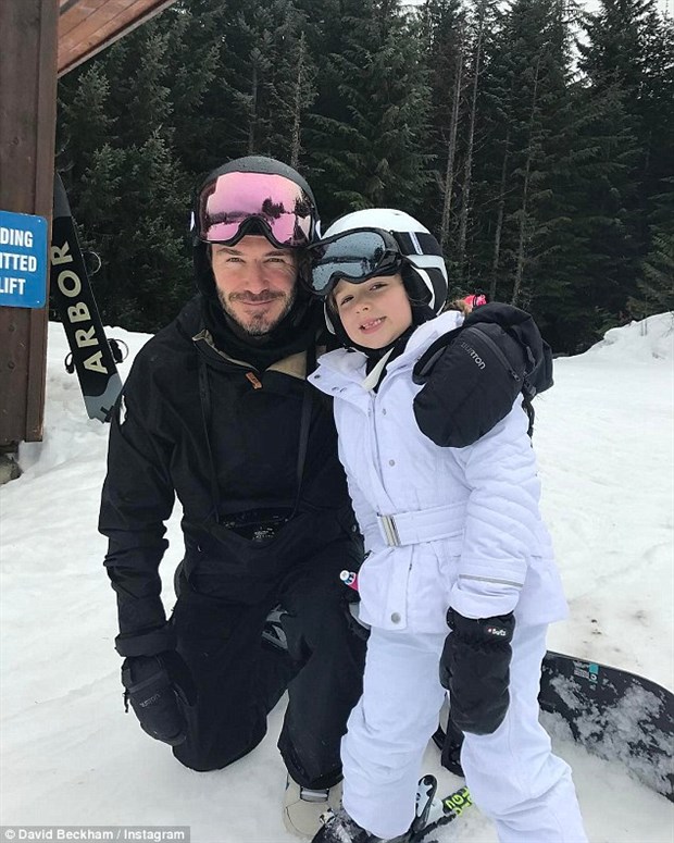 Beckham dẫn 'công chúa tuyết' đi du hí cuối tuần - Bóng Đá