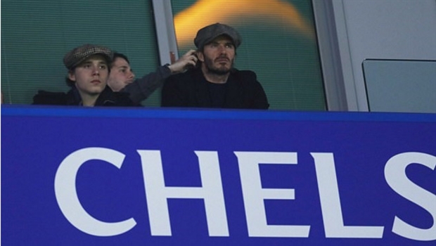 Chùm ảnh: Stamford Bridge chào đón Beckham, Sir Alex và một loạt sao khủng  - Bóng Đá