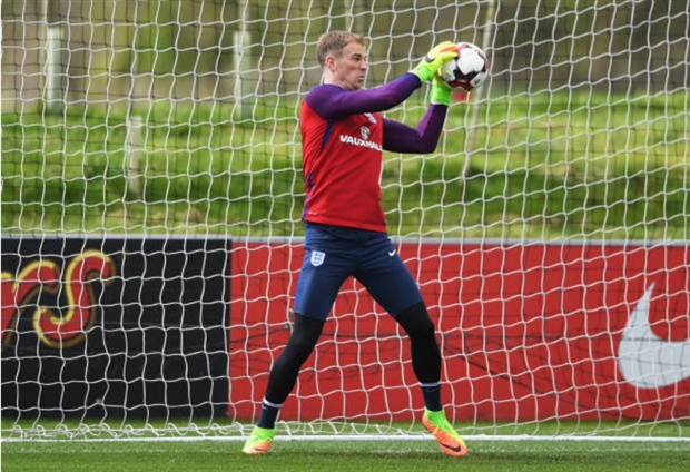 Joe Hart bay lượn như chim trong ngày đầu hội quân cùng Tam Sư - Bóng Đá