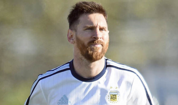 Messi yêu cầu Barcelona thanh lý gấp 5 đồng đội  - Bóng Đá